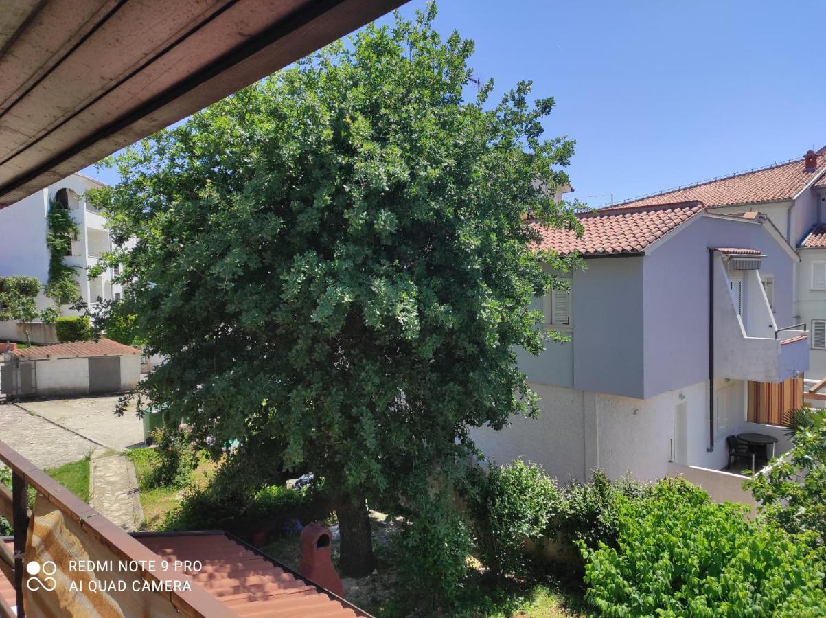 Guesthouse Suzy Pula Exterior photo